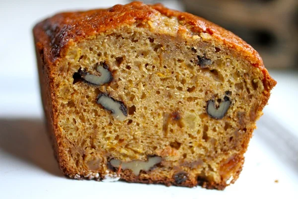 pumpkin bread recipe with raisins