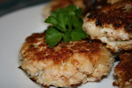 to start: shrimp cakes