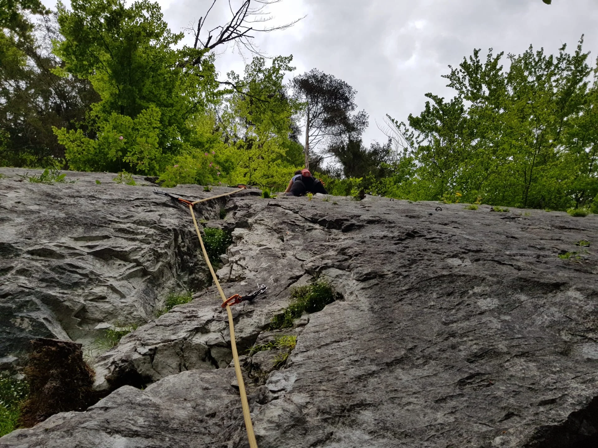 Klettern Steinbruch Burgfluh