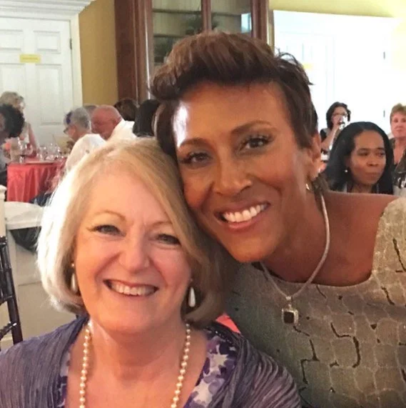 Missy-and-Robin-at-Dorothys-wedding-July-2016.jpg