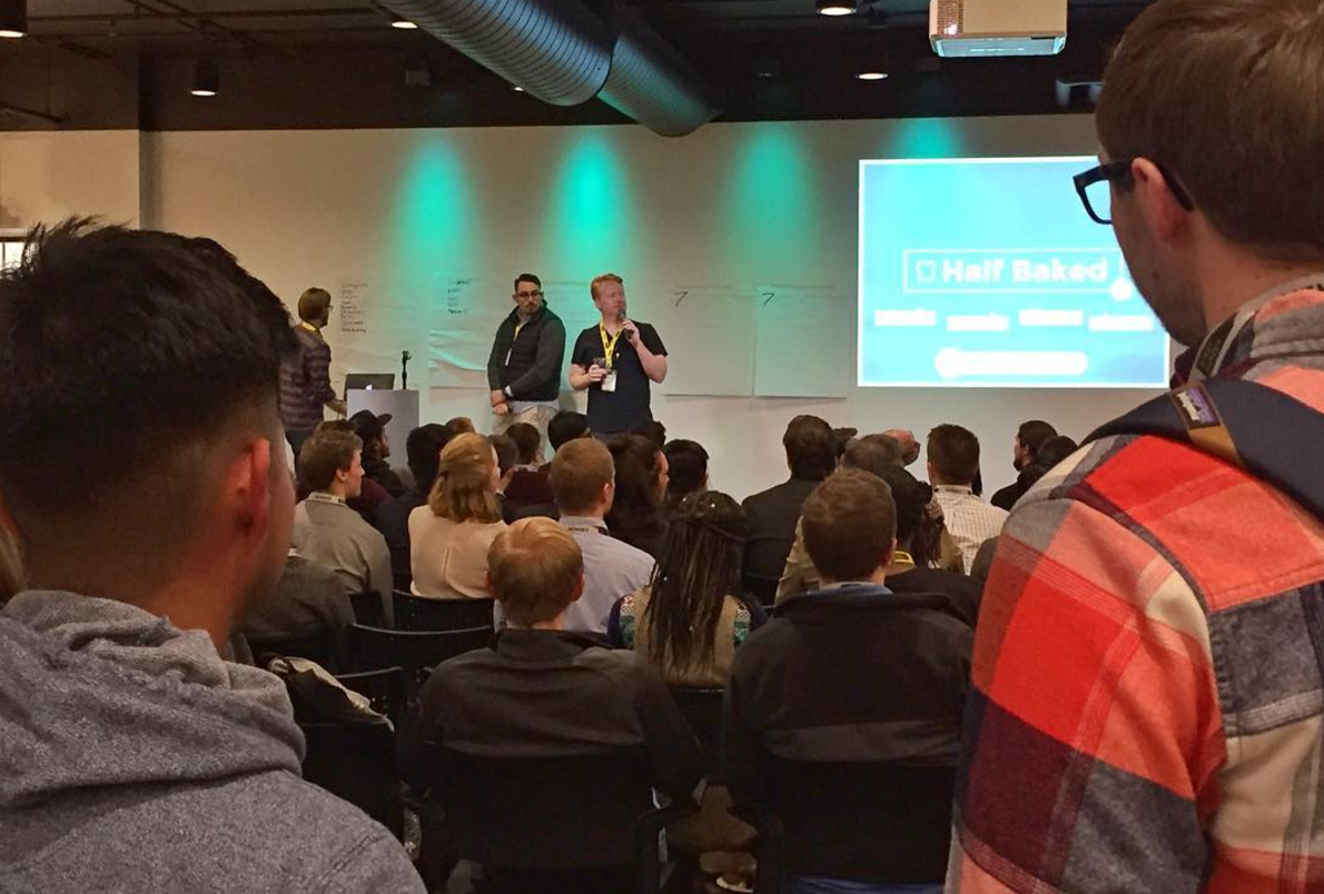 Initial Pitches at Startup Weekend 2017. Photo via Start Garden