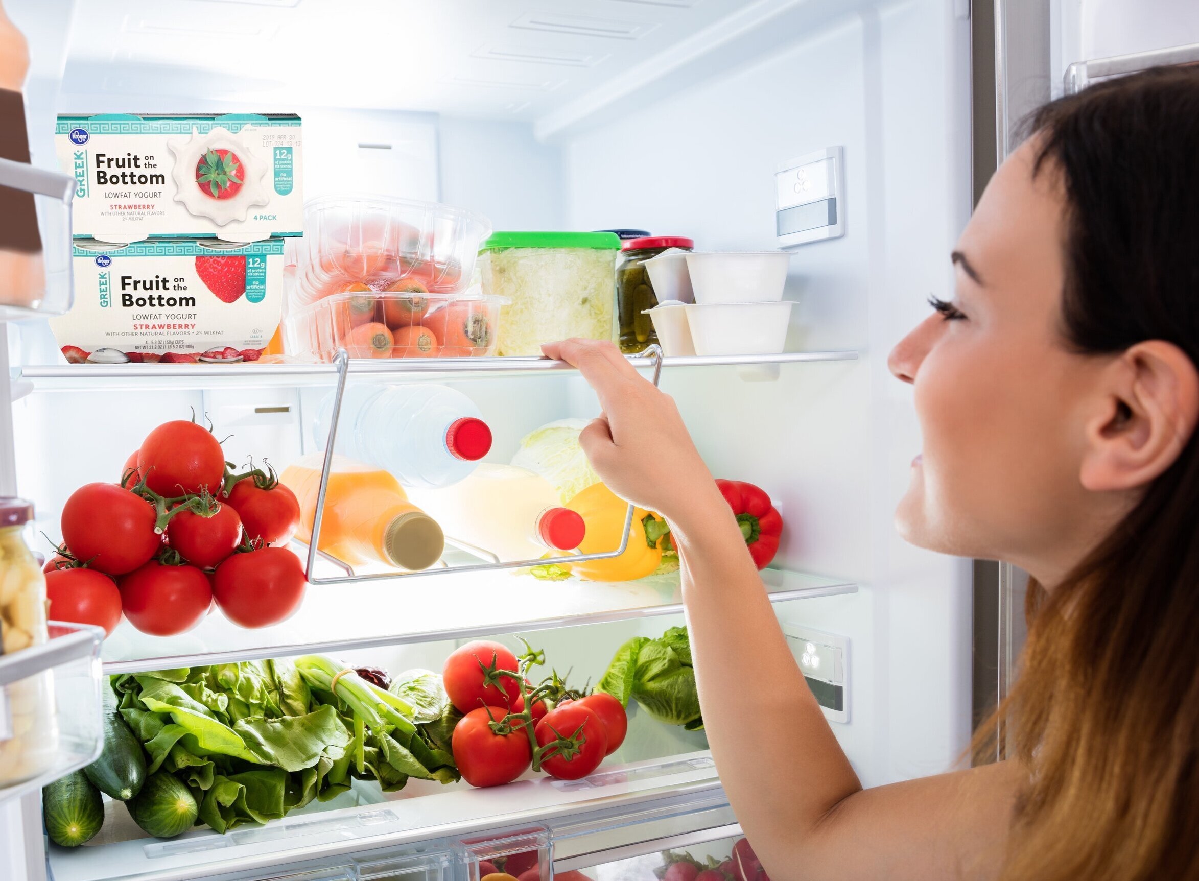 girl-lookin-in-fridge.jpg