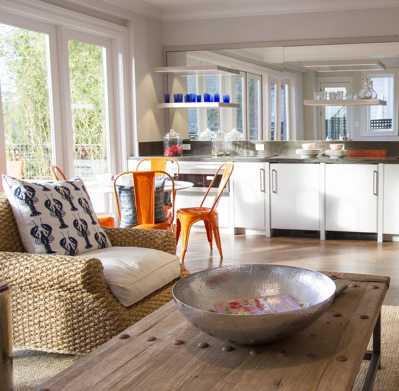 kitchen, dining area, white, color, seating area, simple, mirror, hardwood floor, open shelving 