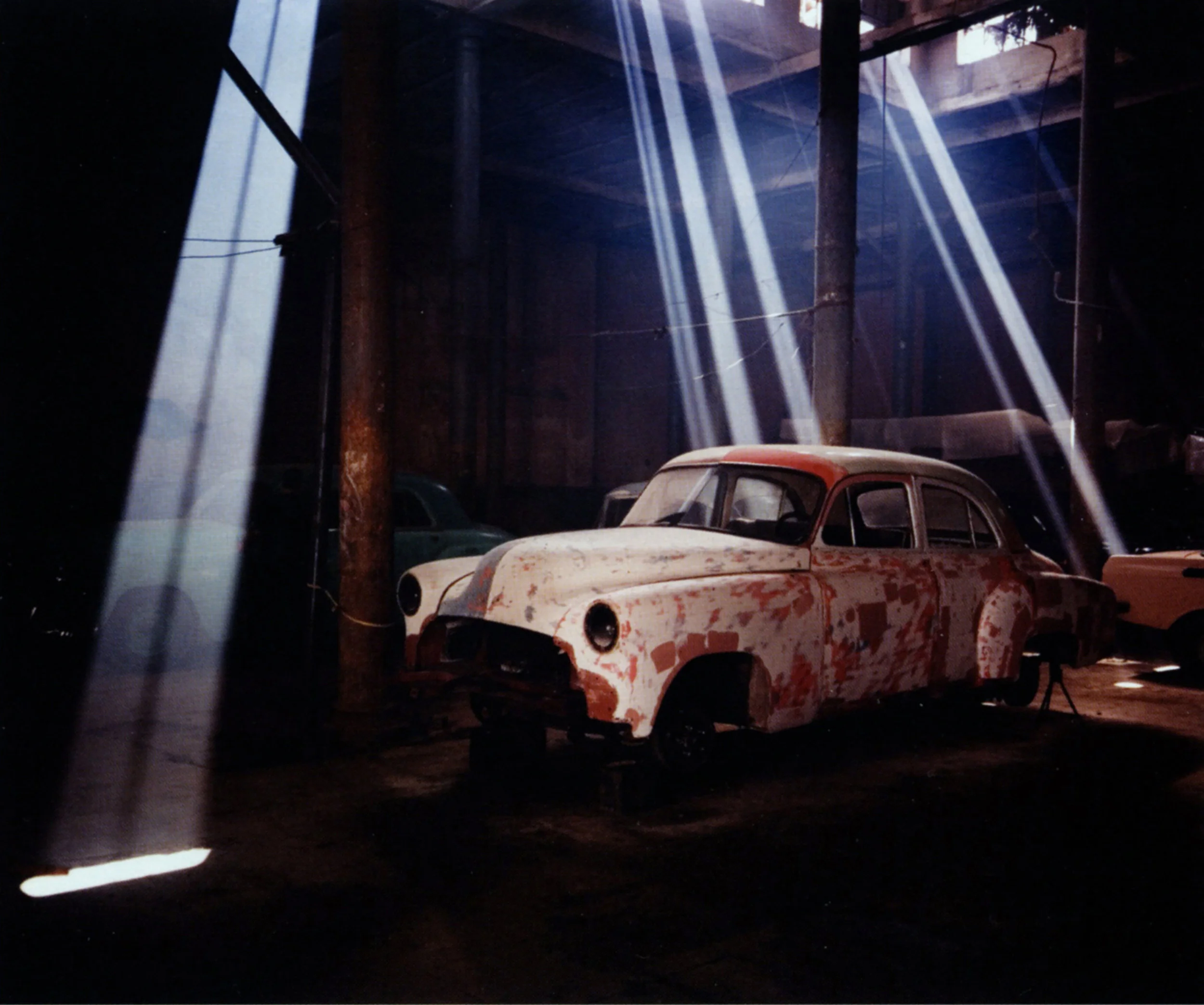 Nell CAMPBELL Chevy in Garage at Teniente Rey y Cuba, Havana 2002