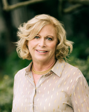 Karen Kerns Headshot.jpeg