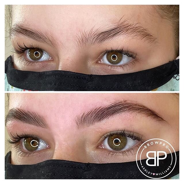 ⁣
⁣
𝐁𝐑𝐎𝐖 𝐋𝐀𝐌𝐈𝐍𝐀𝐓𝐈𝐎𝐍/𝐋𝐈𝐅𝐓⁣
⁣
Sick of brushing brows up with brow gel only for them to fall 10 minutes later? Or in this clients case... always trying to tame them and get them to lay down? Brow lamination can help tame wild brows. An