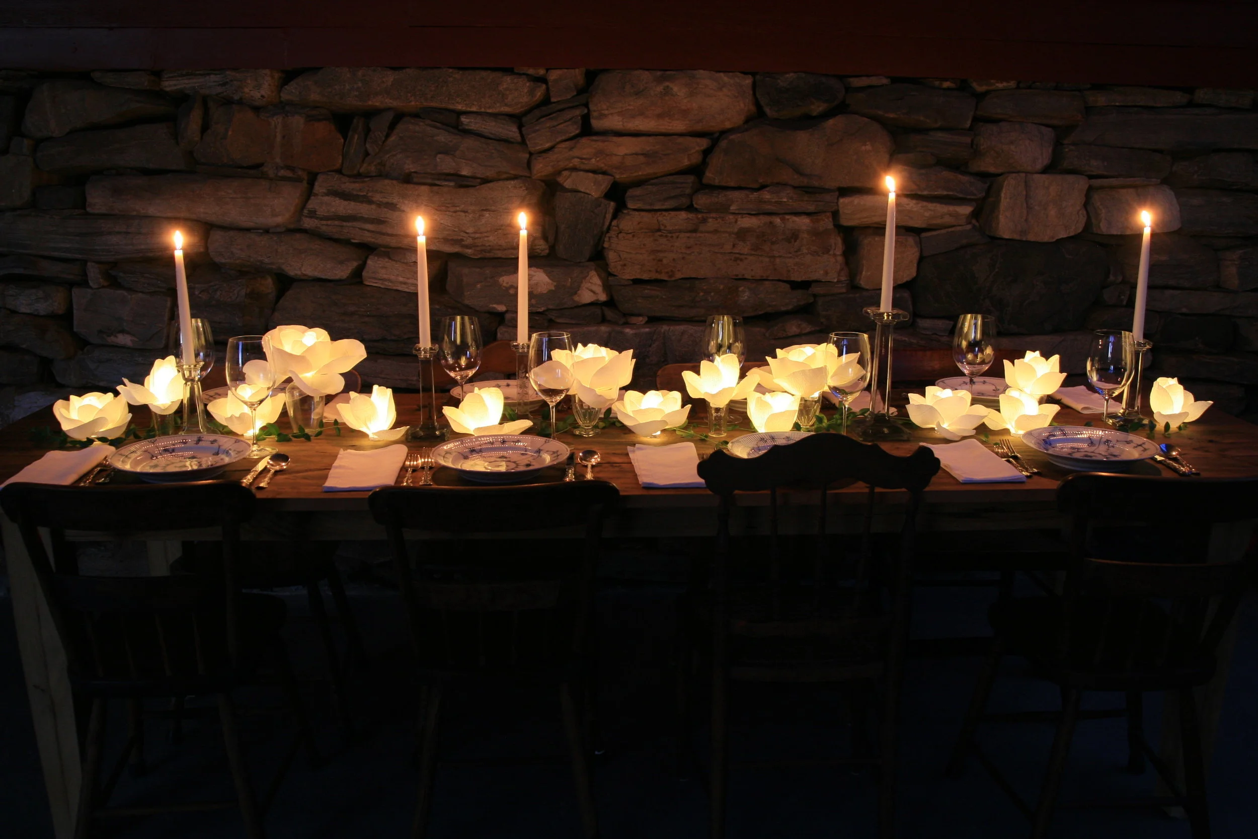 Magnolia Centerpiece | by Aster + Quail | www.asterandquail.com