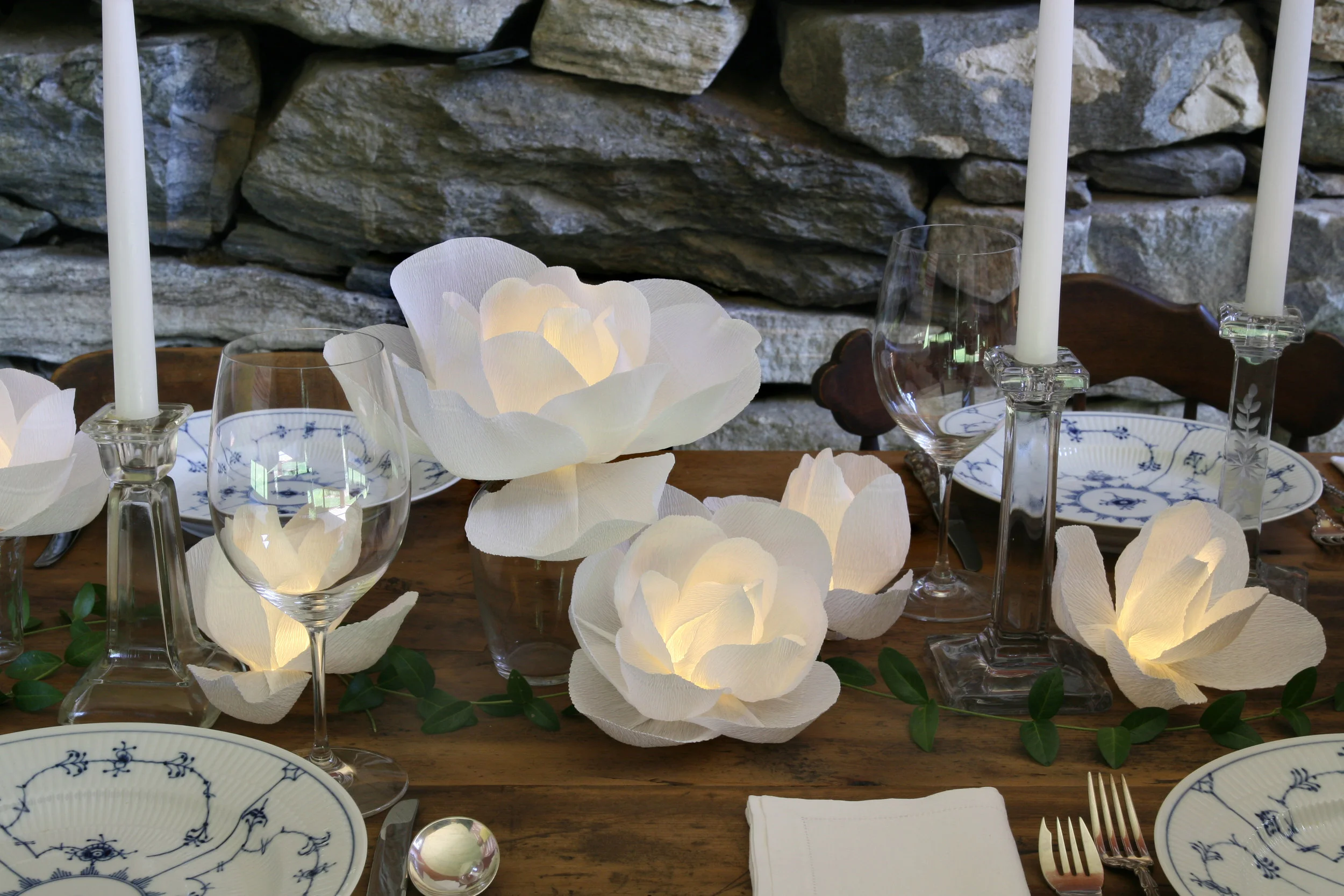 Magnolia Centerpiece | by Aster + Quail | www.asterandquail.com
