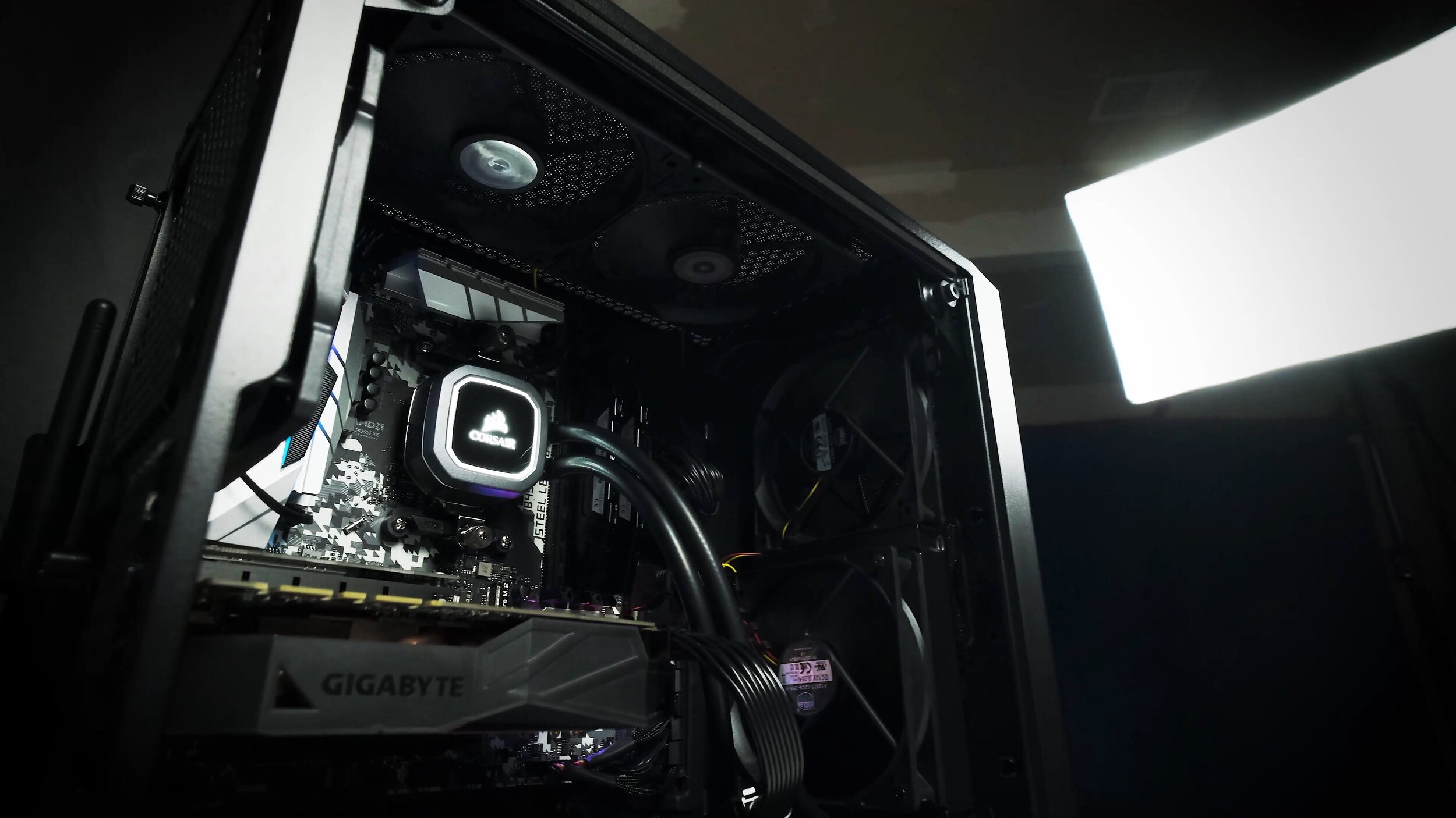 Custom PC Mini Commercial