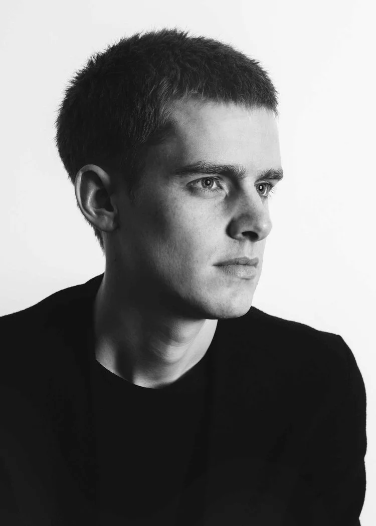 Leeroachportrait.01.jpg