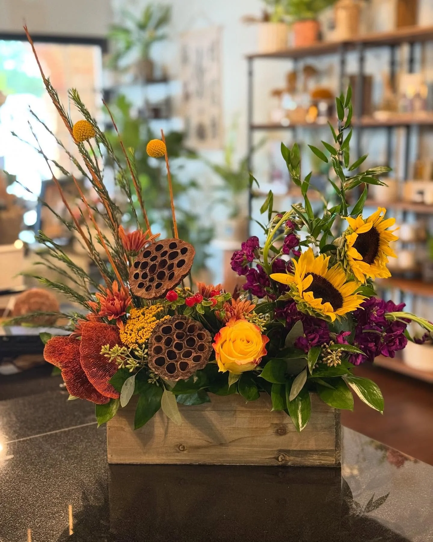 Make your Thanksgiving table unforgettable. 🍂✨
Our best-selling centerpiece is back&mdash;handcrafted with seasonal blooms and natural textures, styled to bring warmth and beauty to your holiday table.

Available in limited quantities and always a c