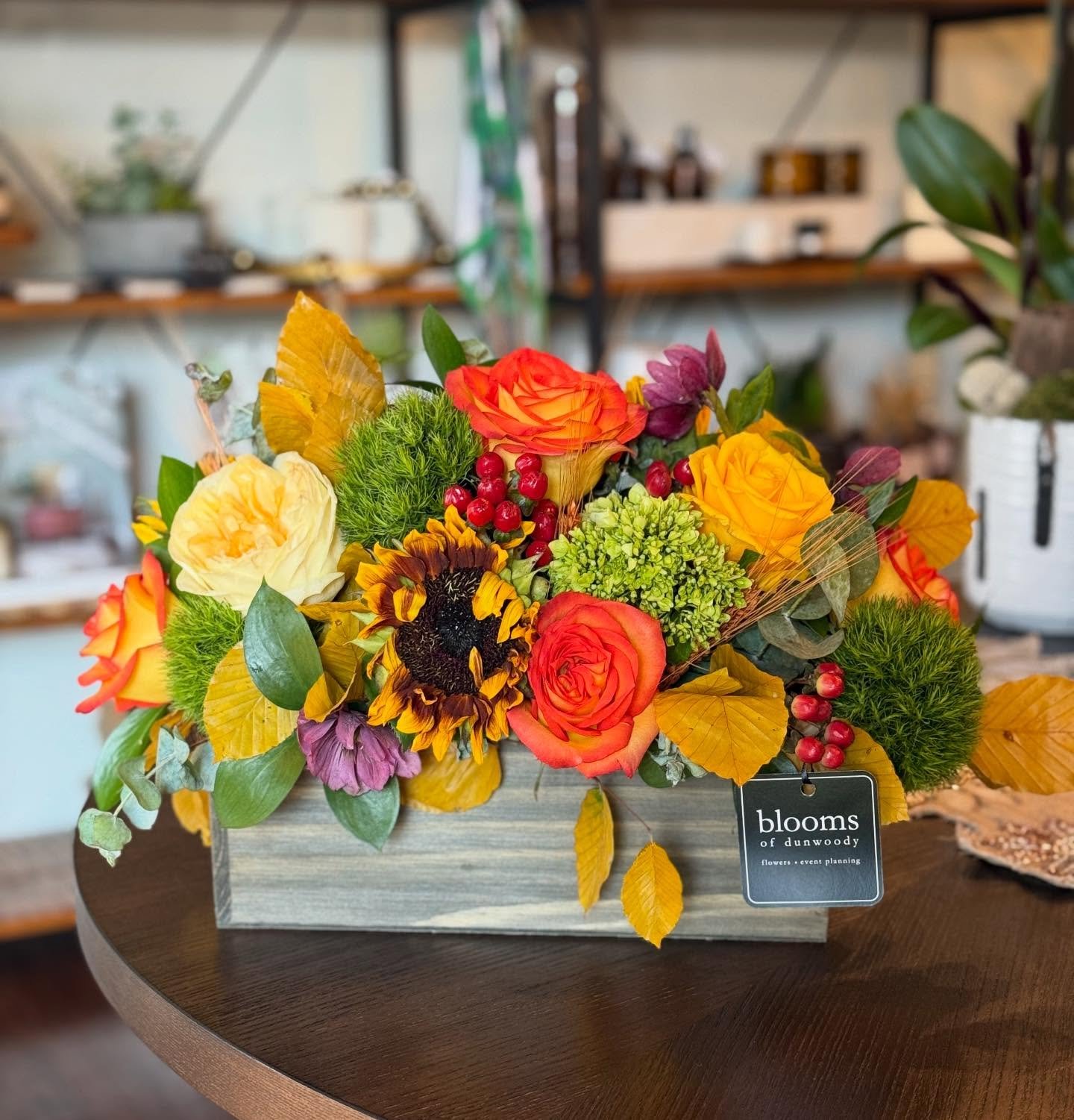 Thanksgiving, the Blooms way.
Each piece is crafted in our autumn palette &mdash; luxe textures, seasonal blooms, and the cozy-elegant feel Blooms is known for. 🍁🍂

If you&rsquo;d like one for your holiday table, place your order today. 🧡 bloomsof