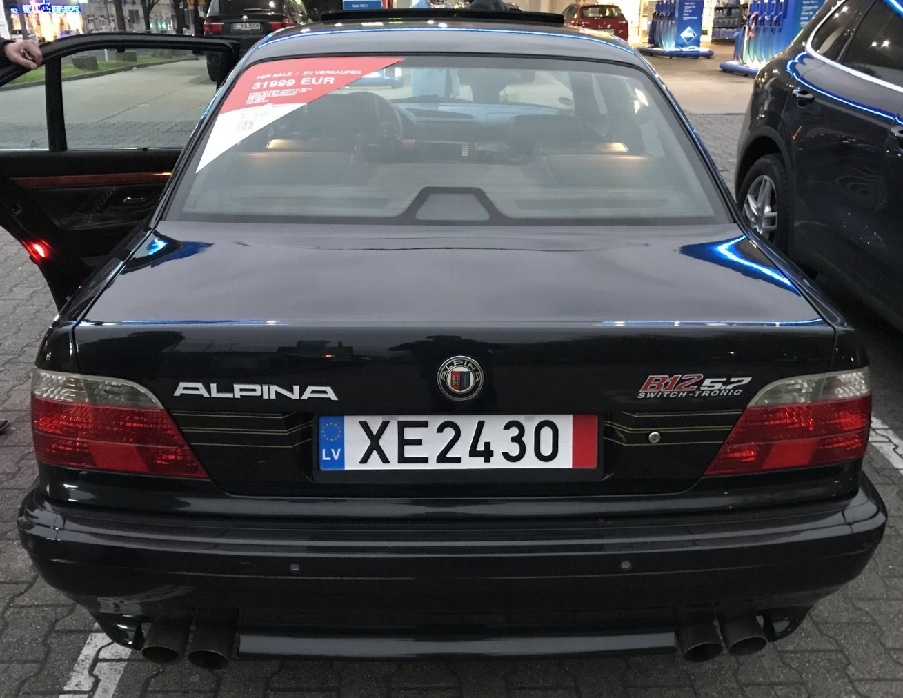 Alpina B12