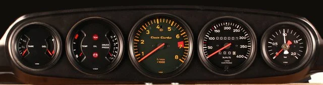 Stuttgart Classica-G-F-930Twin Turbo-400kmh-RAL6008-finish.jpeg