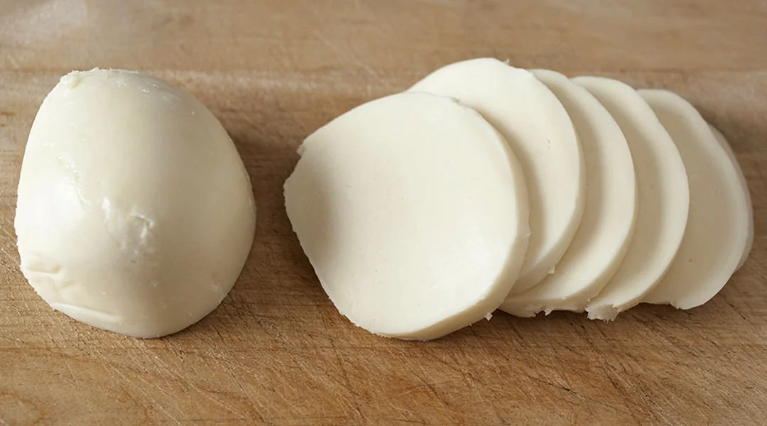 Mozzarella - Kraemer Wisconsin Cheese.jpg