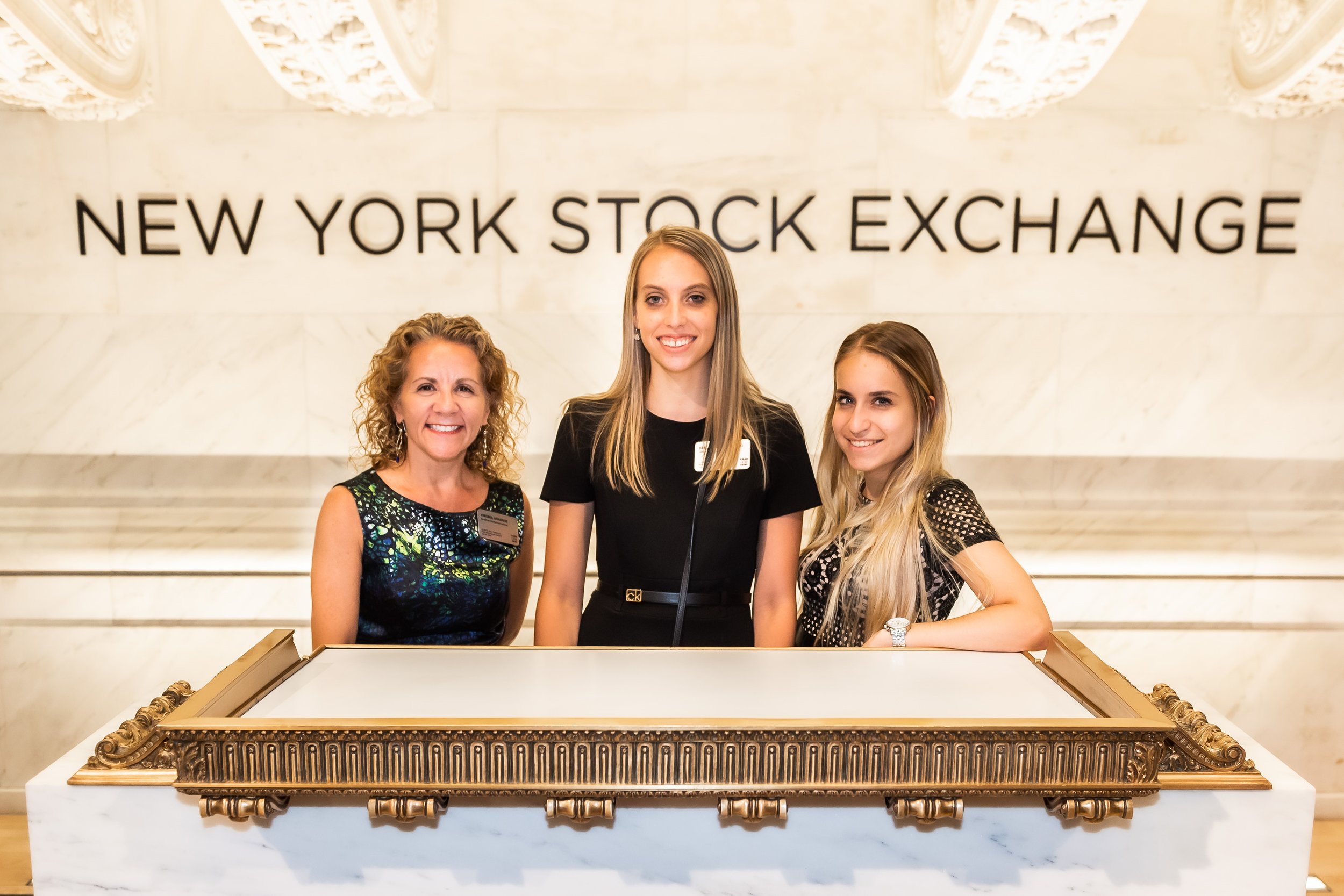  GMI supported The Perth Mint in hosting a networking reception on the trading floor at the New York Stock Exchange. 