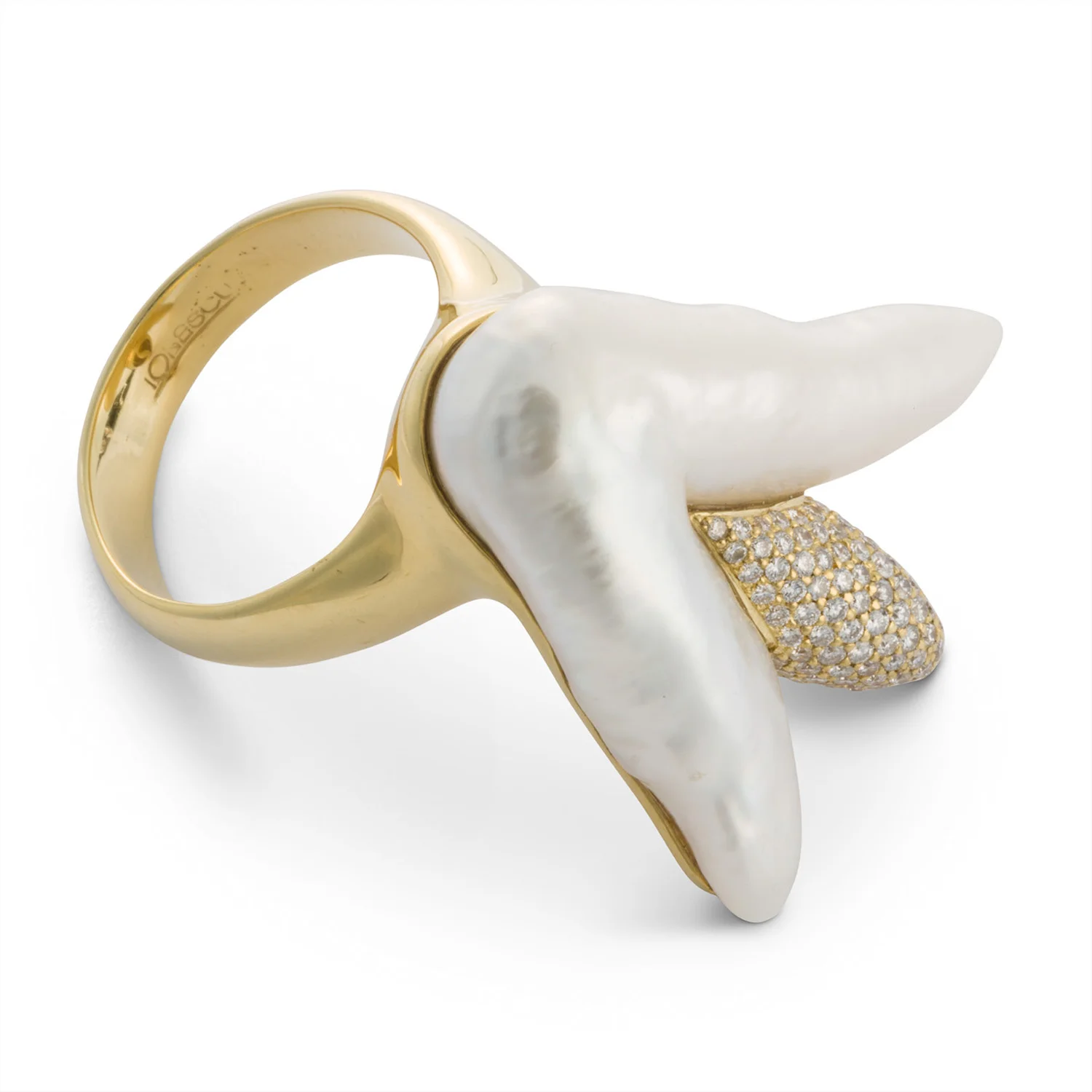 “The Pearl Crown” ring