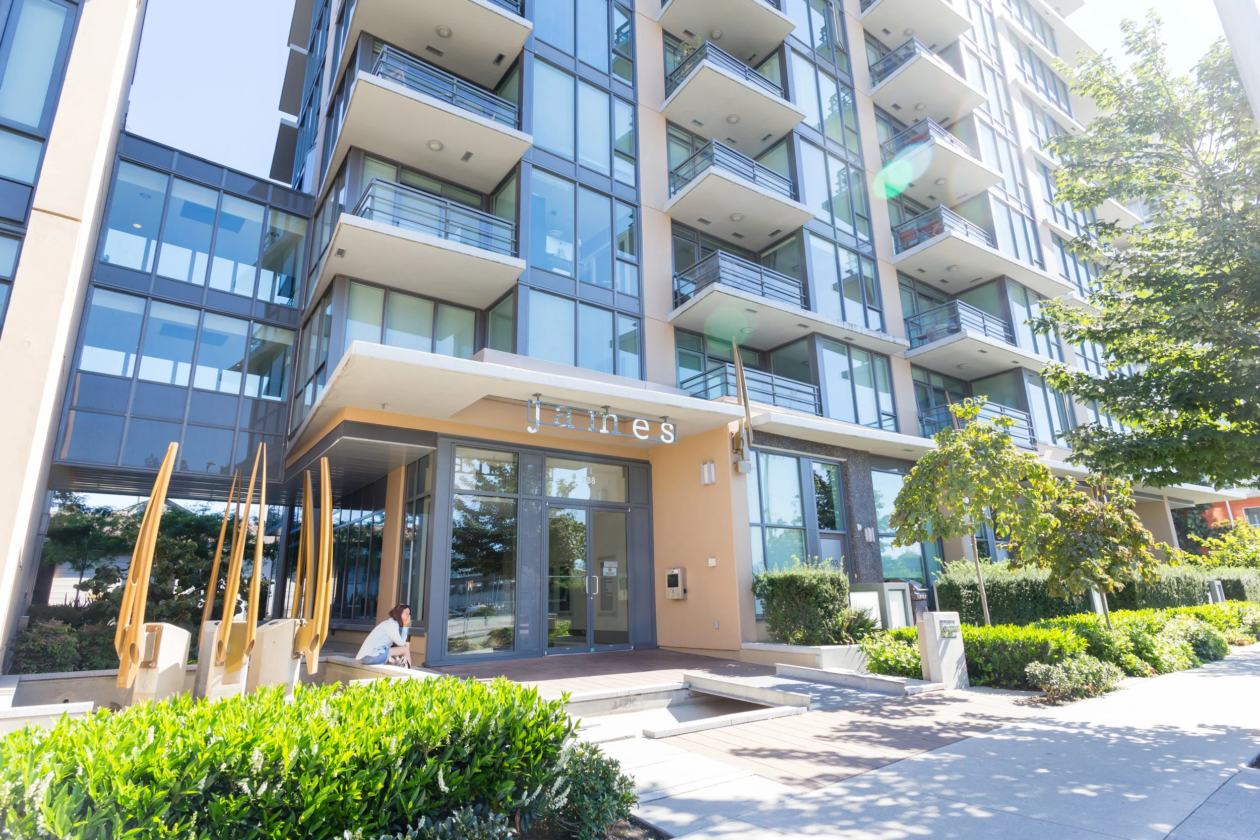 805-288-west-1st-avenue-vancouver-bc_02.jpg