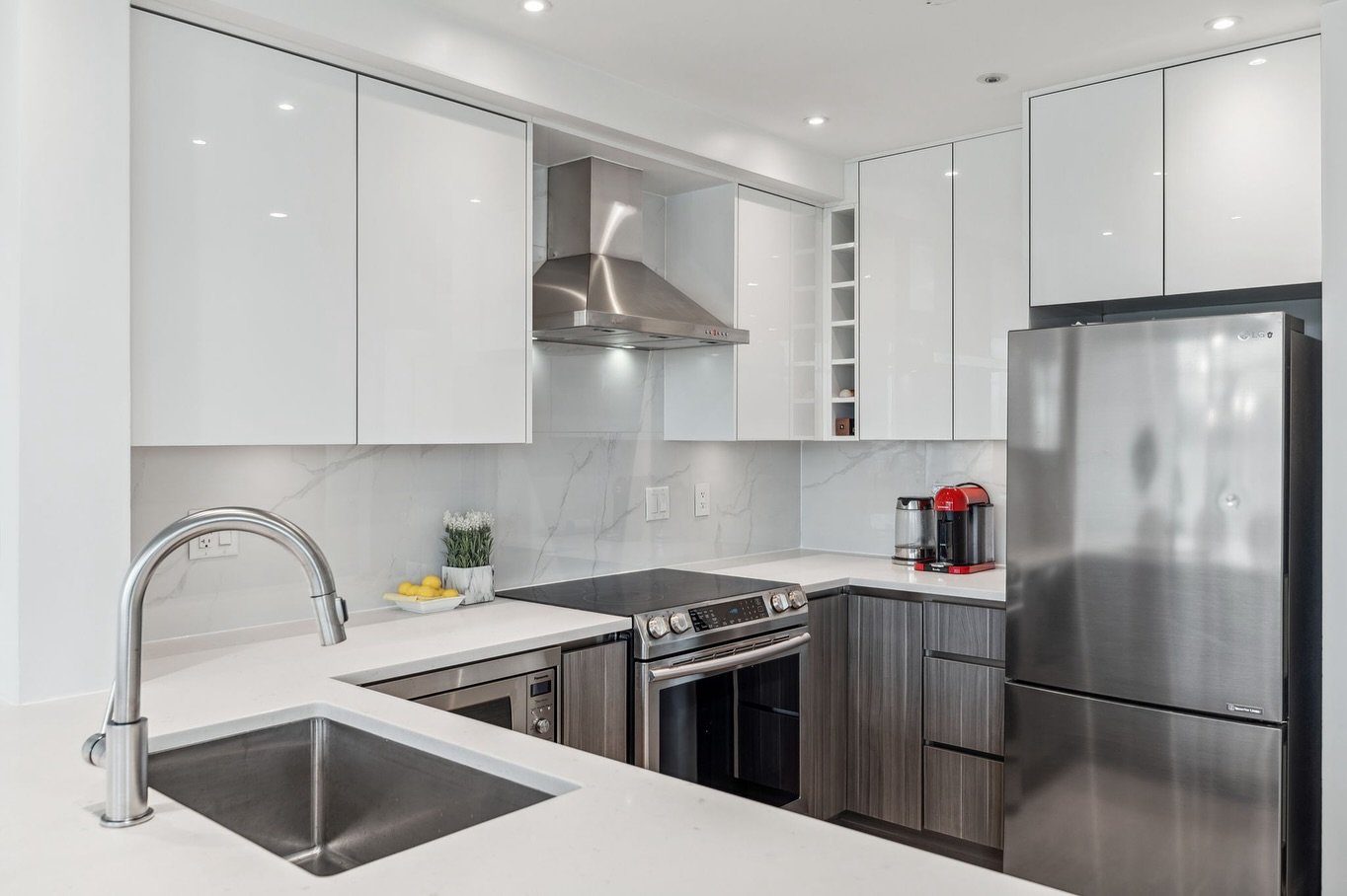 A magical space - serenely quiet yet perched in the middle of Downtown New West&rsquo;s transit hub. Our two bed designer condo is open this Saturday 2-4pm | 1908-898 Carnarvon Street | $748k | listing at link in bio