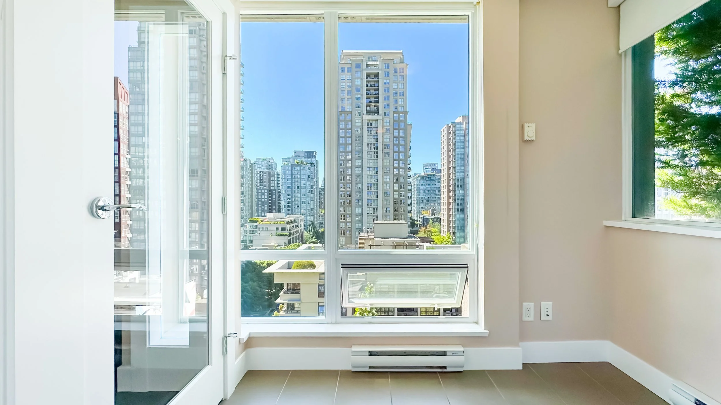 906-535 SMITHE ST VANCOUVER-17.jpg