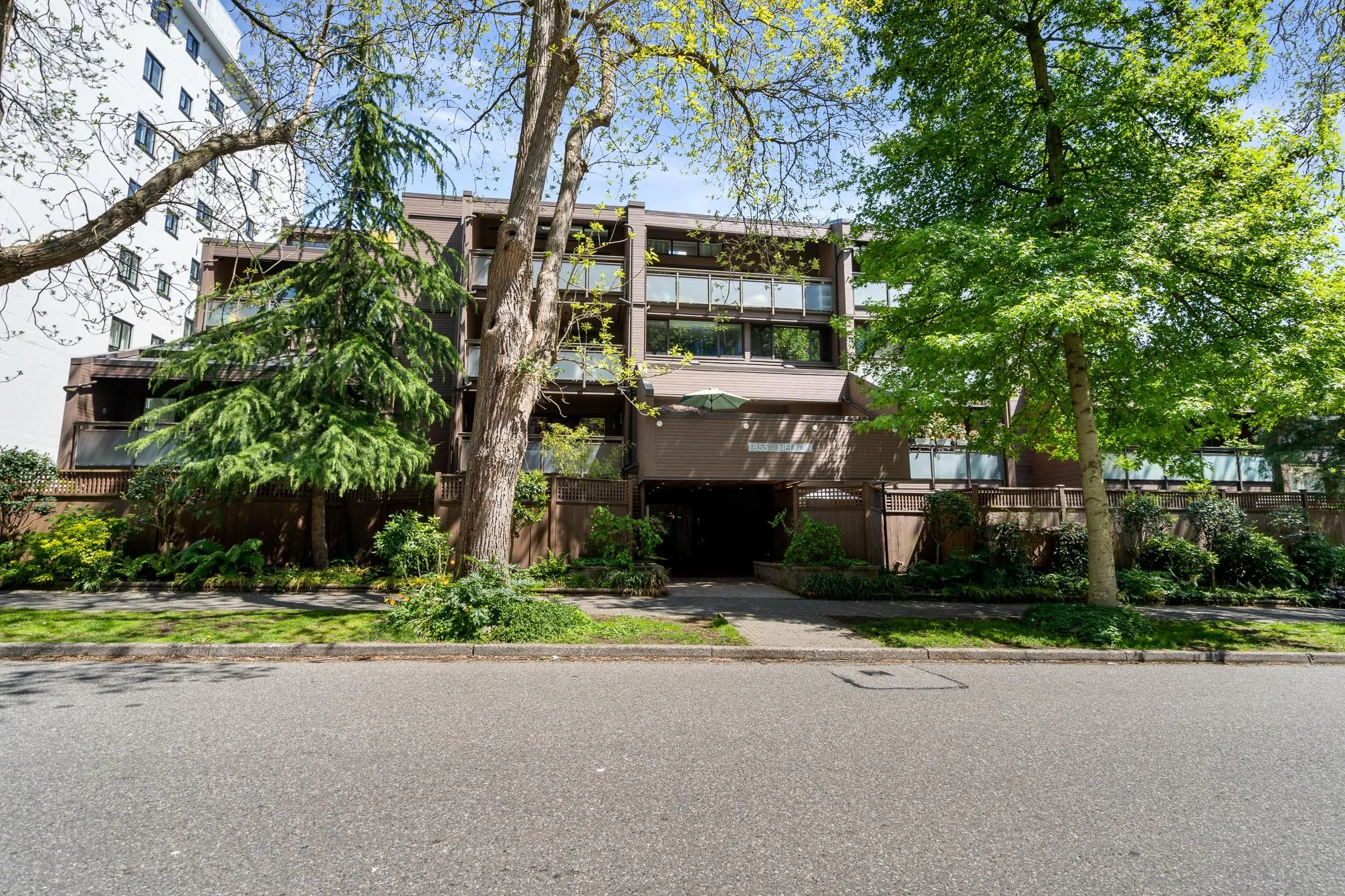 PH3 1855 Nelson St Vancouver  2 of 41.jpg