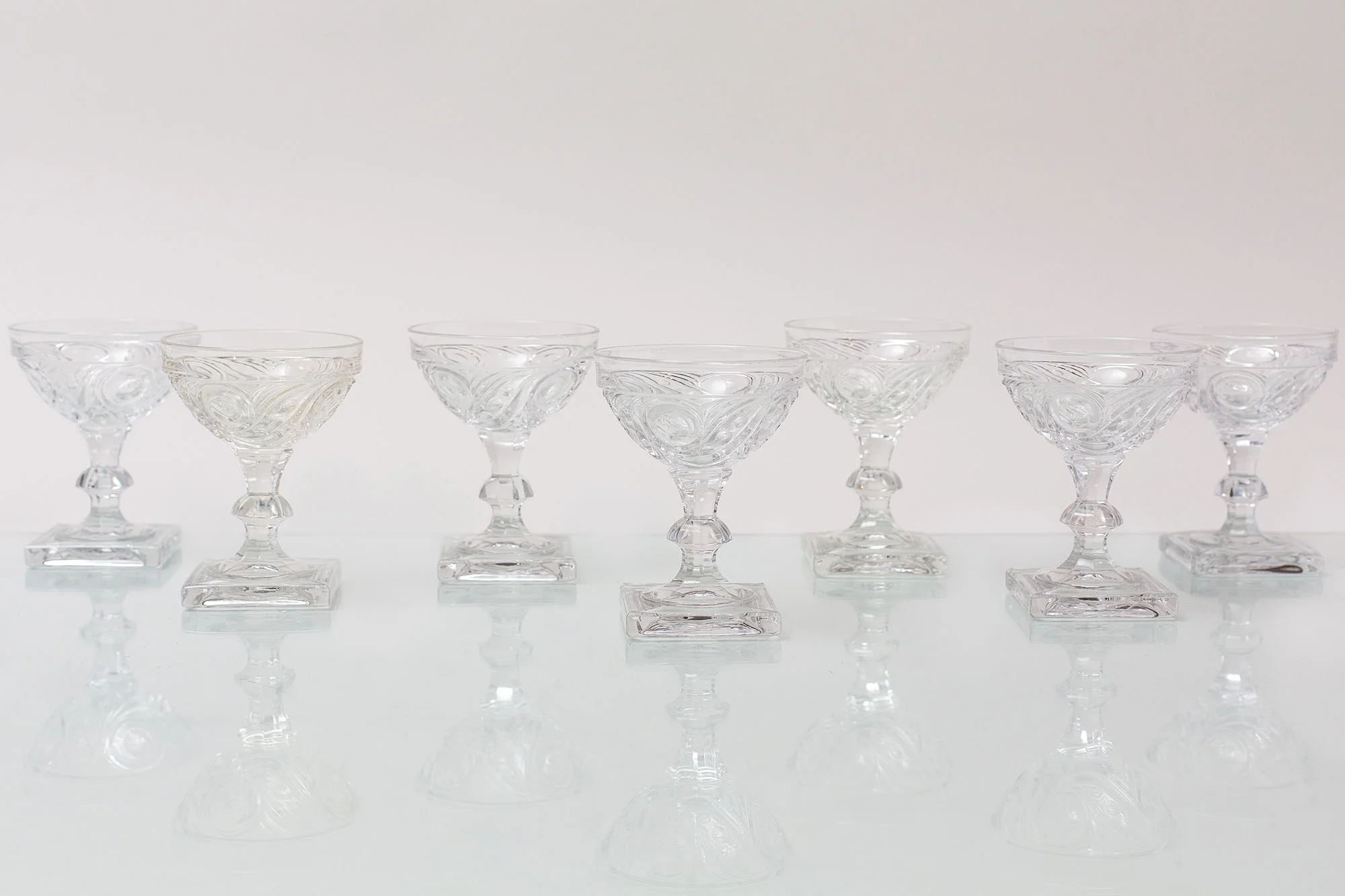 chicago-illinois-luxury-vintage-wedding-decor-party-event-rentals