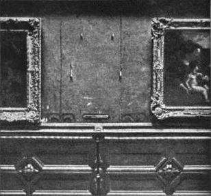  Salon Carré with the  Mona Lisa  Missing, 1911    