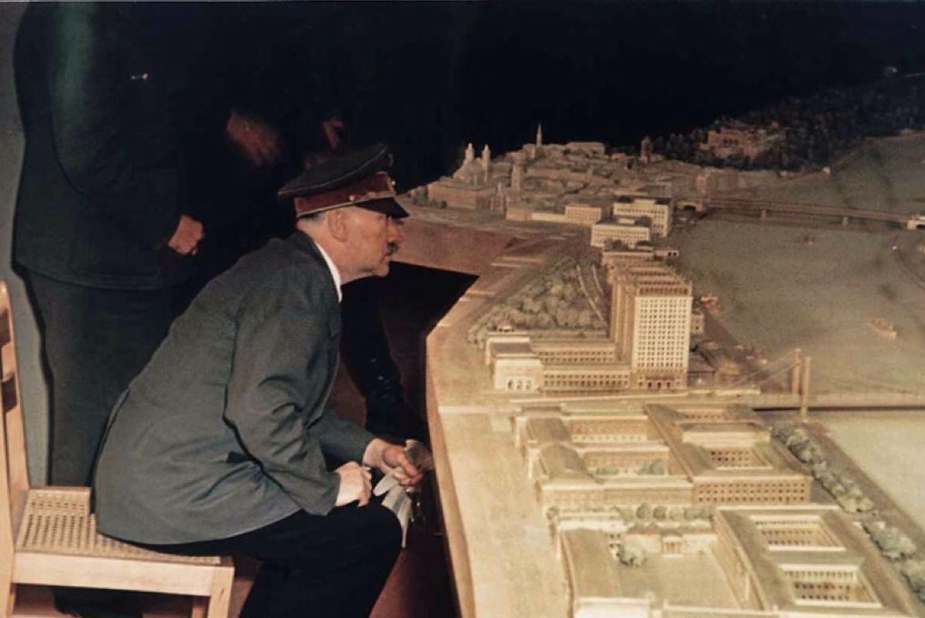  A rare color image of Hitler viewing the Linz model 