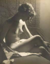 Man Ray, Lee Miller Nude with Sun Lamp, 1929