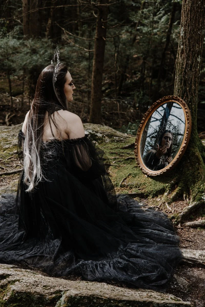 2023_Spooky_Photoshoot-Miranda-75.jpg