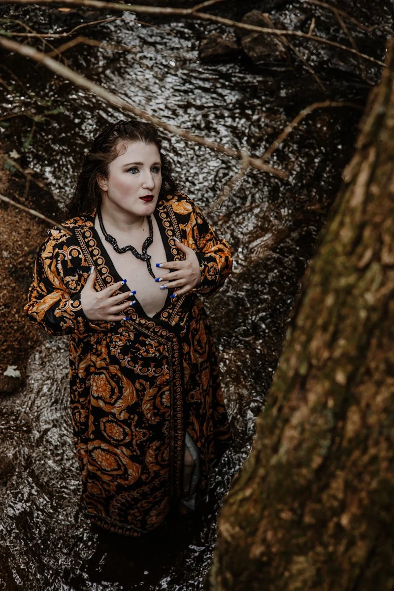 2023_Spooky_Photoshoot-Jacquie-Water-08.jpg