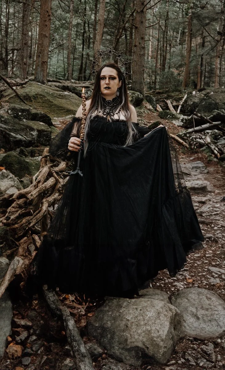 2023_Spooky_Photoshoot-Miranda-31.jpg