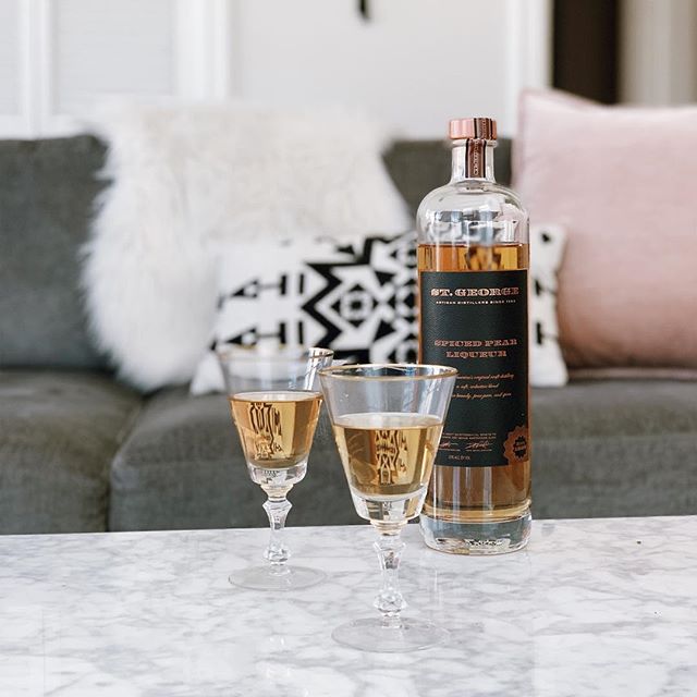 If you haven’t had this spiced pear liqueur from @stgeorgespirits yet, you aren’t really doing winter right. It’s dangerous how easily I can drink it. #almosttheweekend