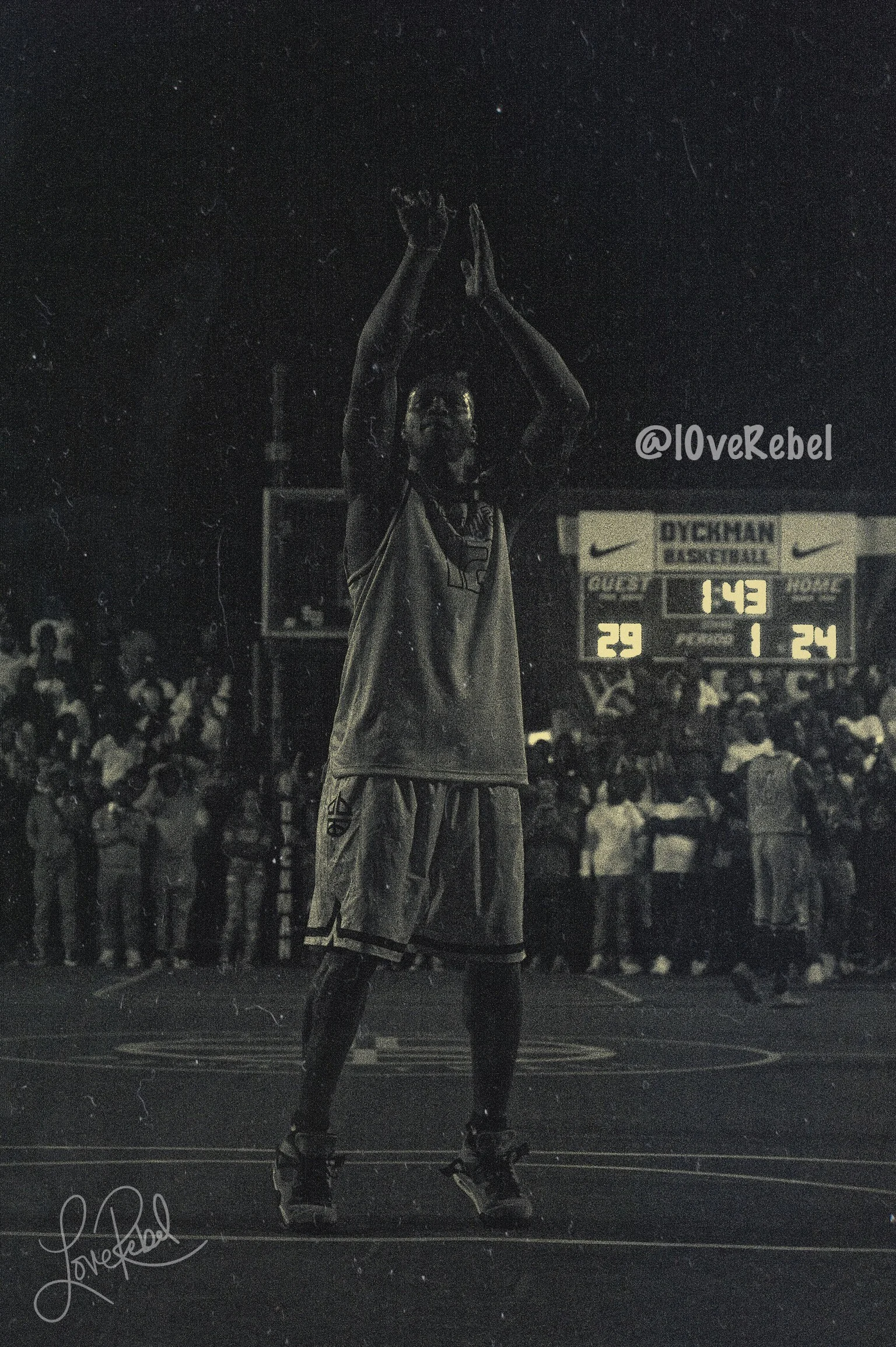 photo by: Nia Simone (@l0verebel)