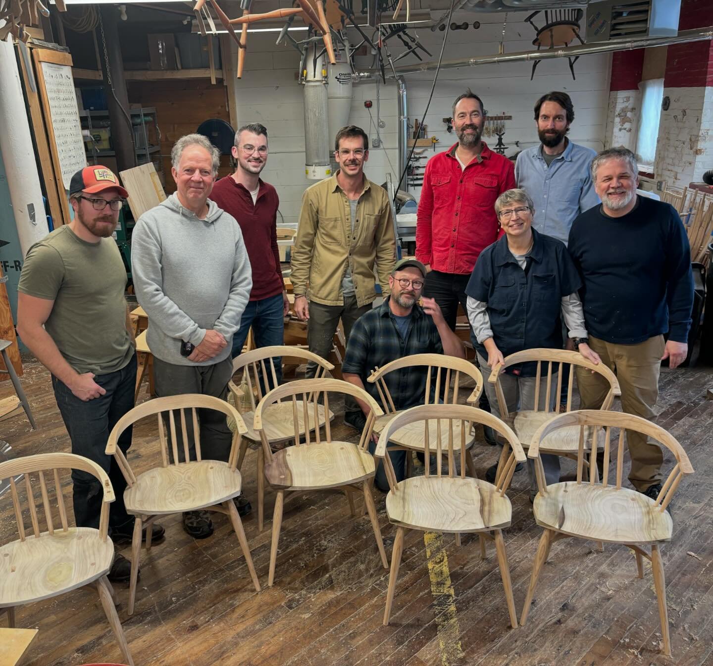 Amazing 6 days with 8 of the sweetest Americans in all of America! Thank you so much for taking the time and trouble guys. xx
Thanks to my buddy Pete @petergalbert for hosting these classes and making it all possible 👊
.
.
#chairclass #usa #chairmak
