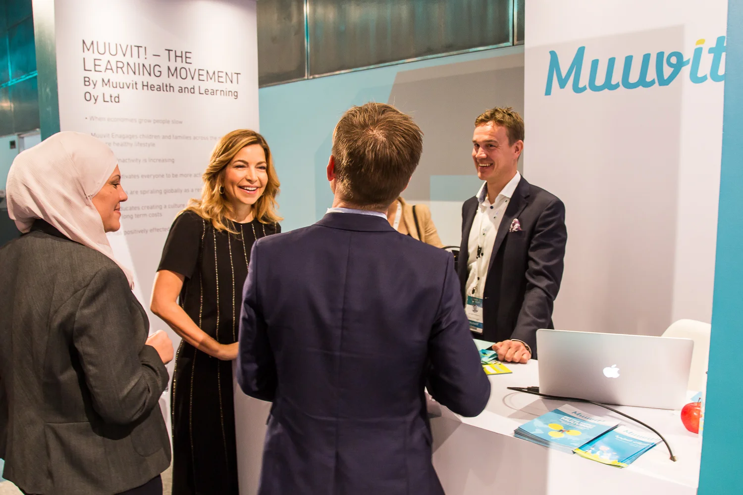 HRH Princess Ghida Al-Talal of Jordan and Nada Alabed Almahdi from the International Development Department visiting Muuvit stand