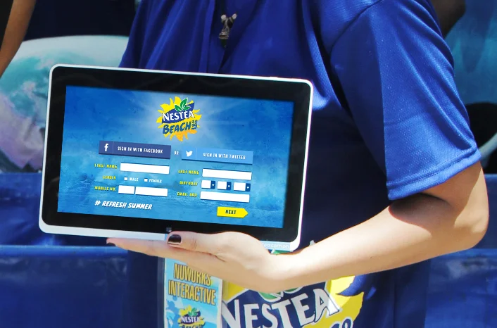 Tablet_MockUp.jpg