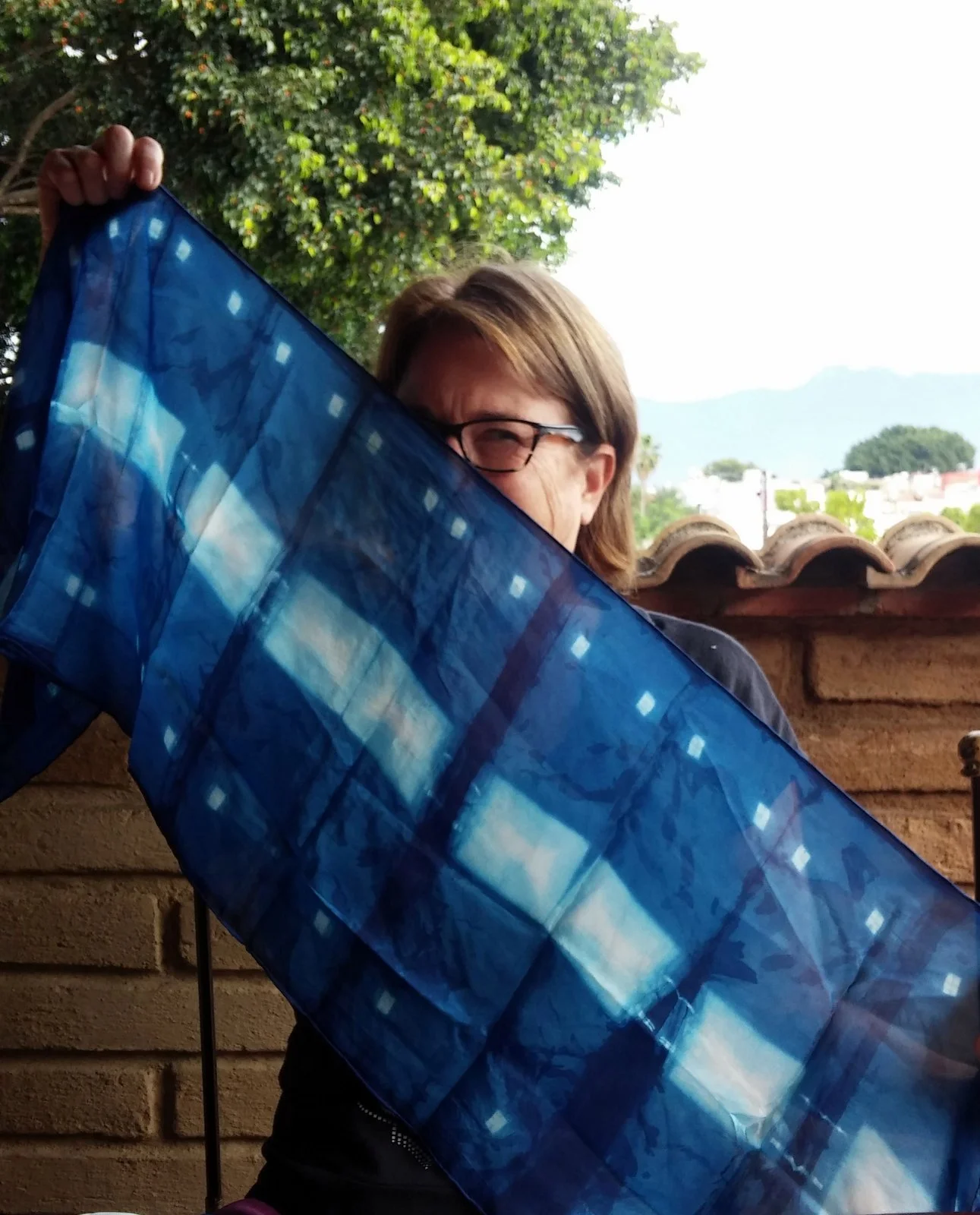 Jan and her first time ever shibori indigo-dyed cloth