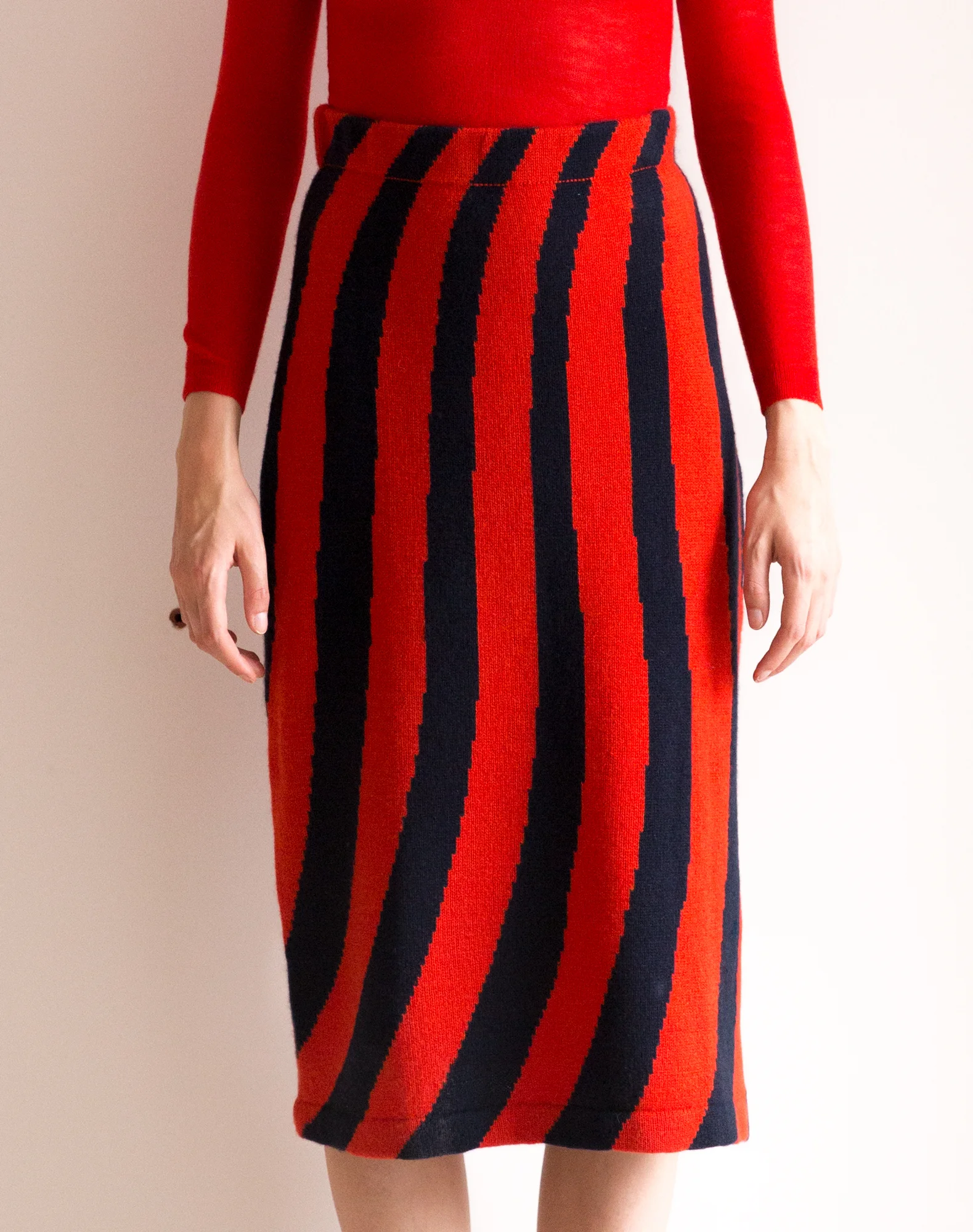 STUDIO163_W_skirt_f_close.jpg