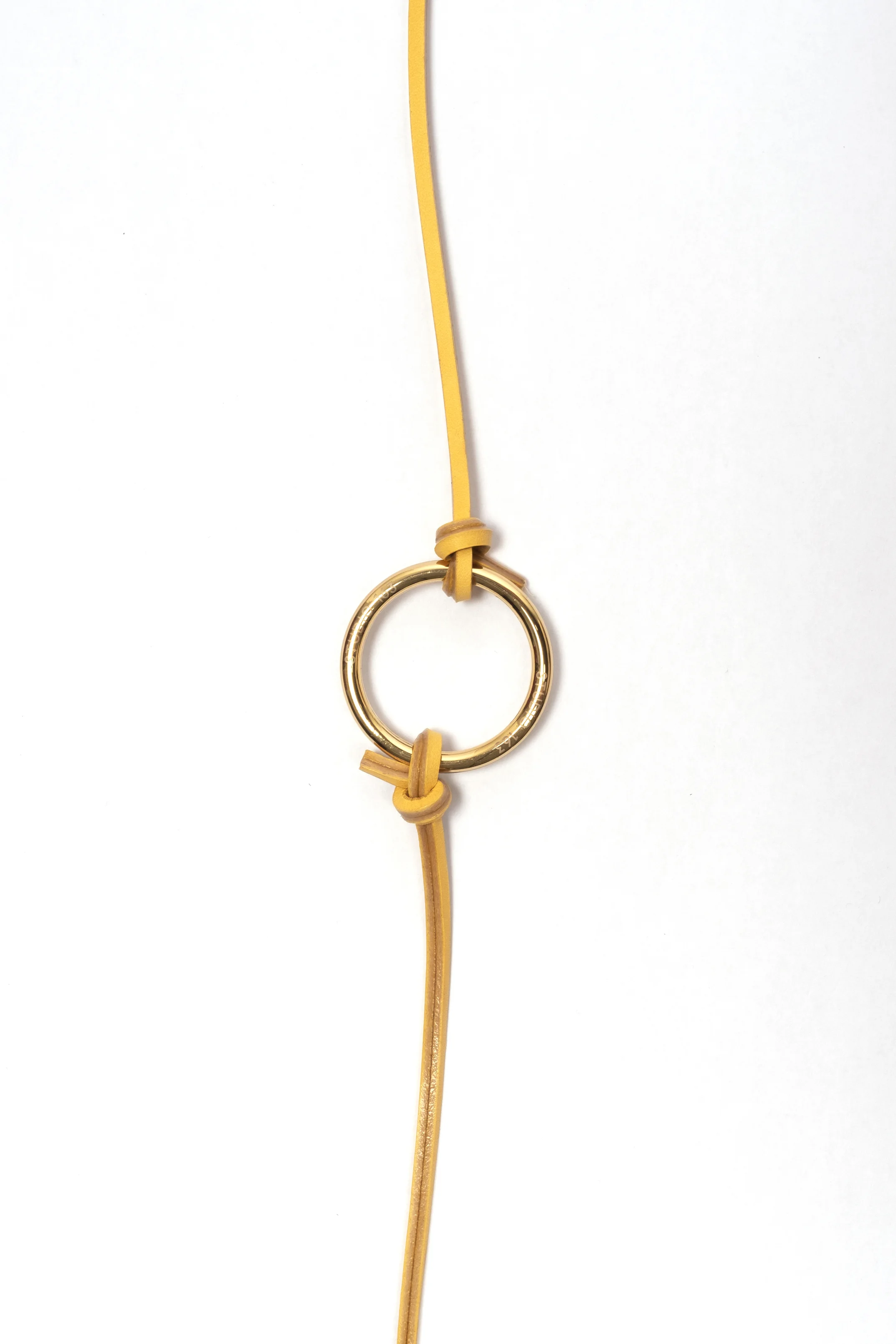 neclace_yellow_detail_02.jpg