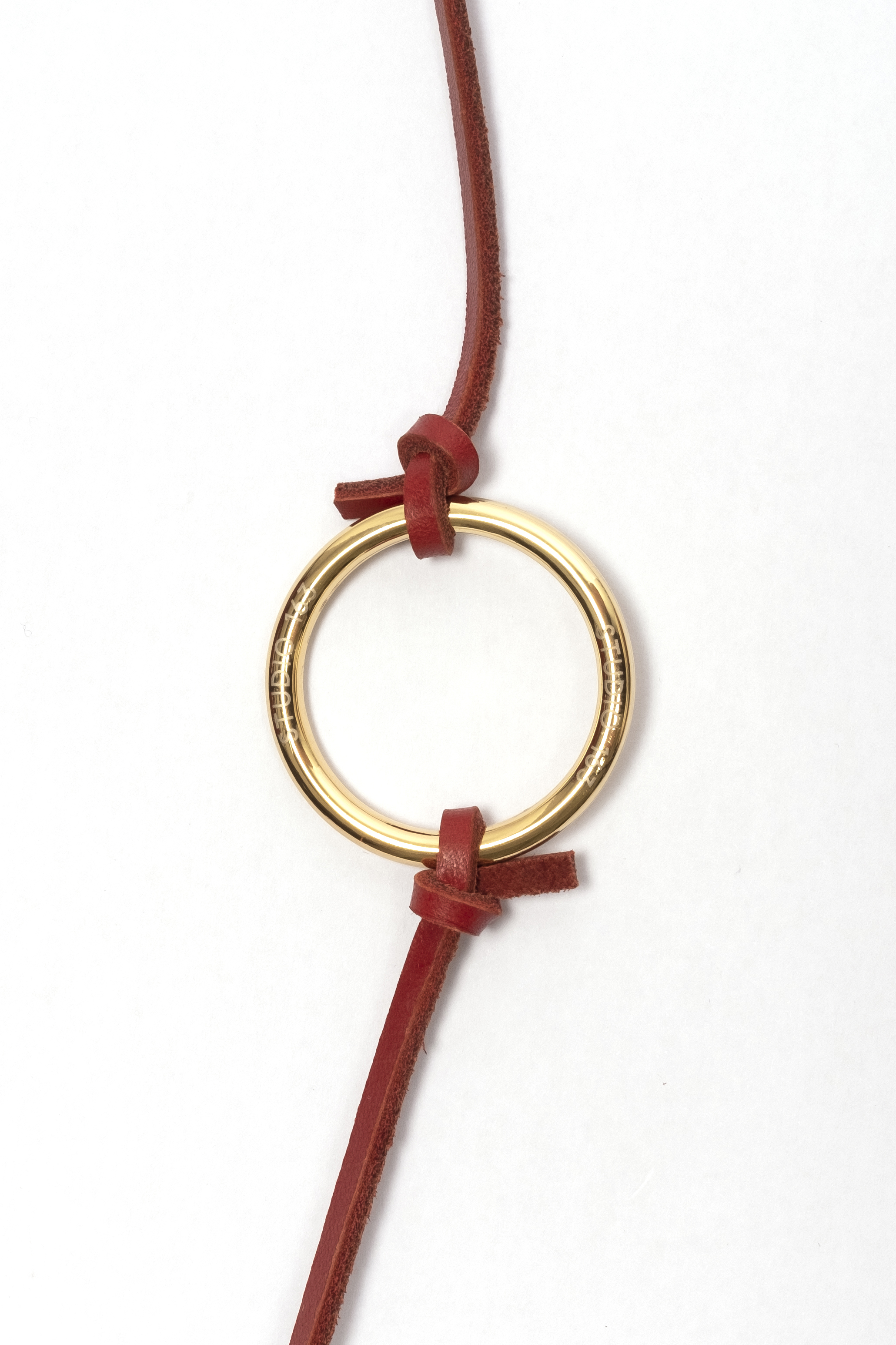 neclace_red_detail_03_close.jpg