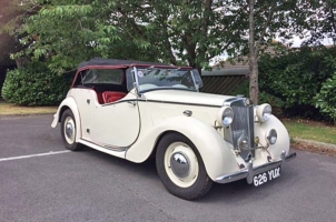 MGYT-ClassicCarAuctions19sep2017-3-302x200.jpg