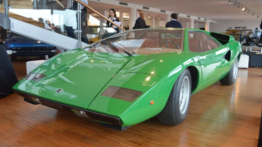 Lambo5.jpg