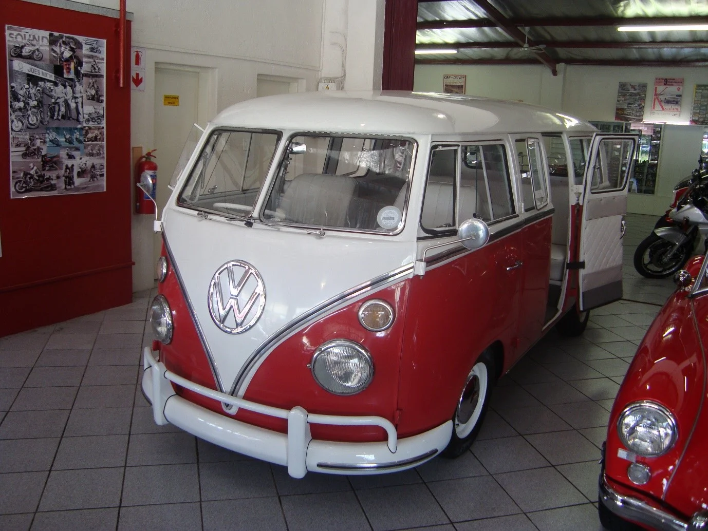 VW Spit Window