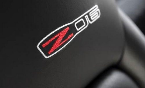 The 2006 Z06 Corvette featured special “Z06 embroidery on the driver and passenger seat headrests.