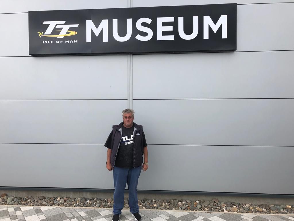 Over 400 exhibits, classic cars, motor vehicles and rarely seen private motorcycles.