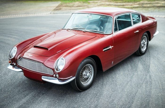 1966 Aston Martin DB6 Coupe.jpg