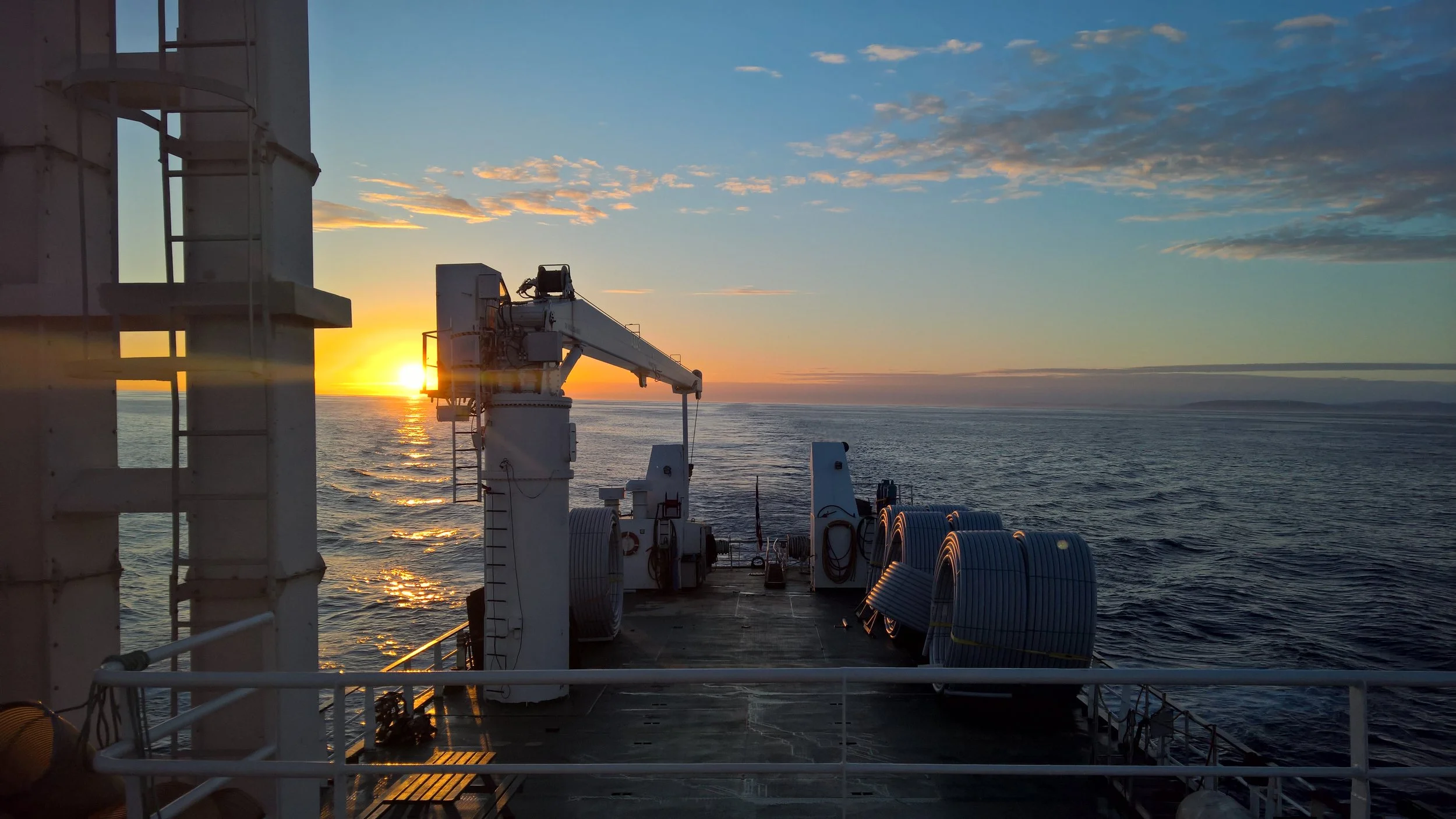 Terneskjær - Sailing in sunset