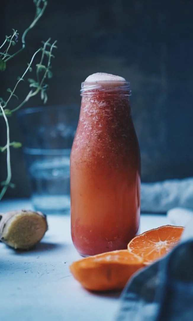 Yum yum yum! Just casually placing my juice on top of this window sill. 