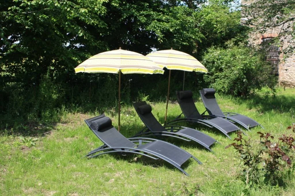 gite Baudron - piscine chaises